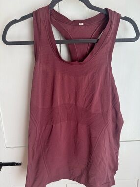 Athleta Momentum Racerback Seamless Tank